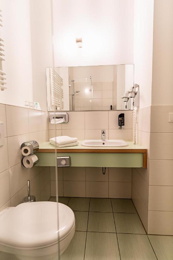 24Seven Apartments - Self Check-In Altdorf  Buitenkant foto