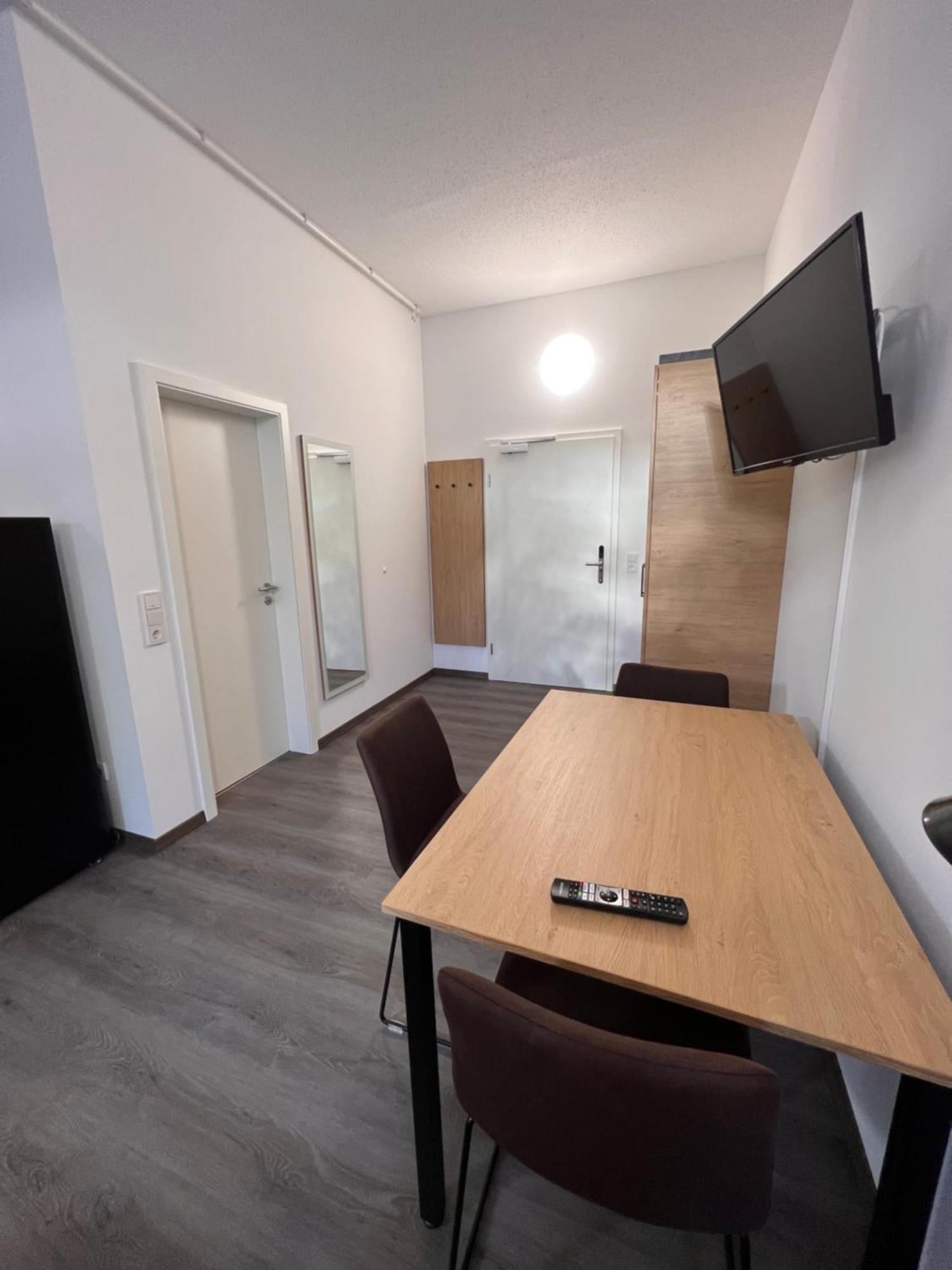 24Seven Apartments - Self Check-In Altdorf  Buitenkant foto