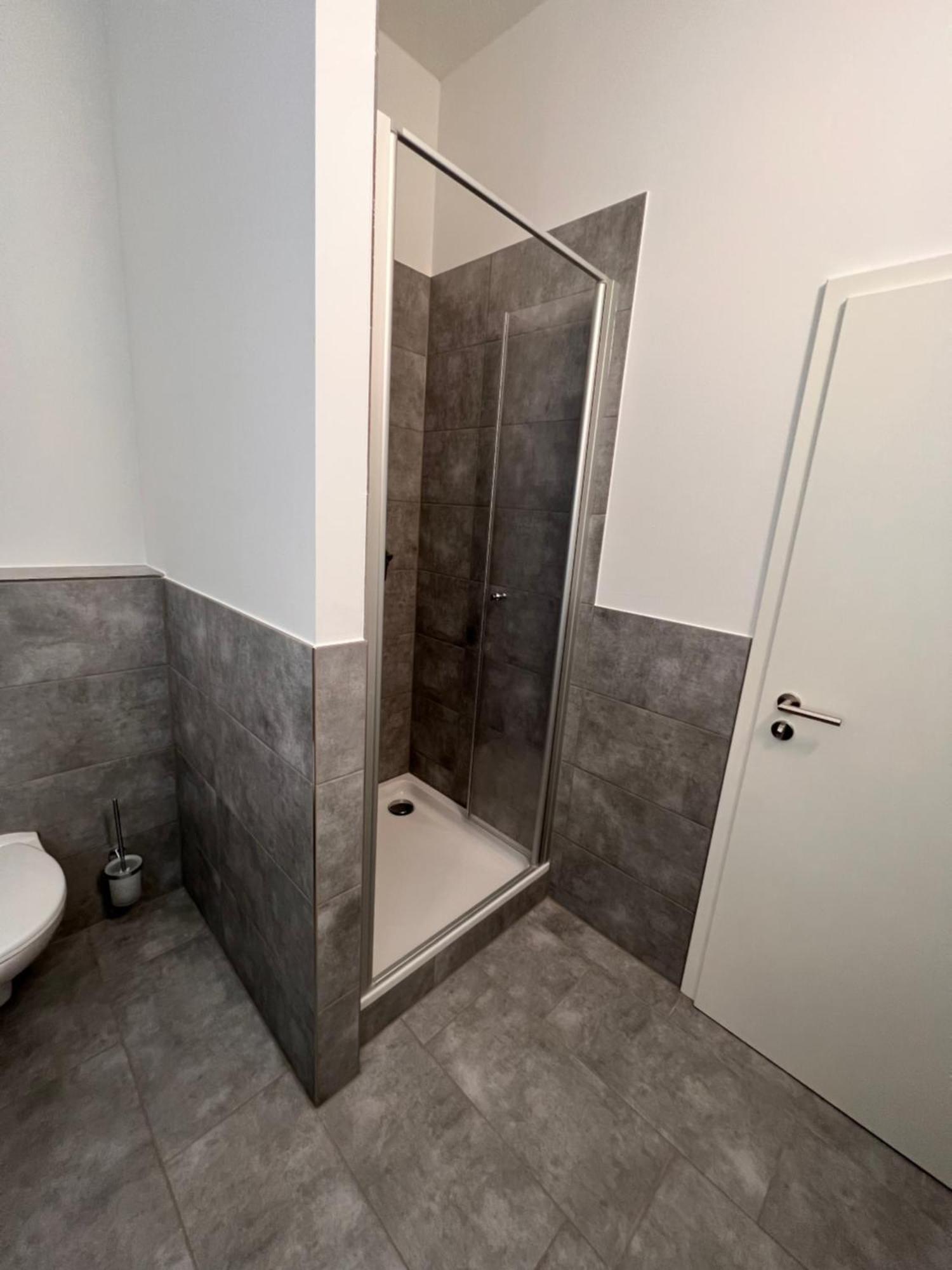 24Seven Apartments - Self Check-In Altdorf  Buitenkant foto