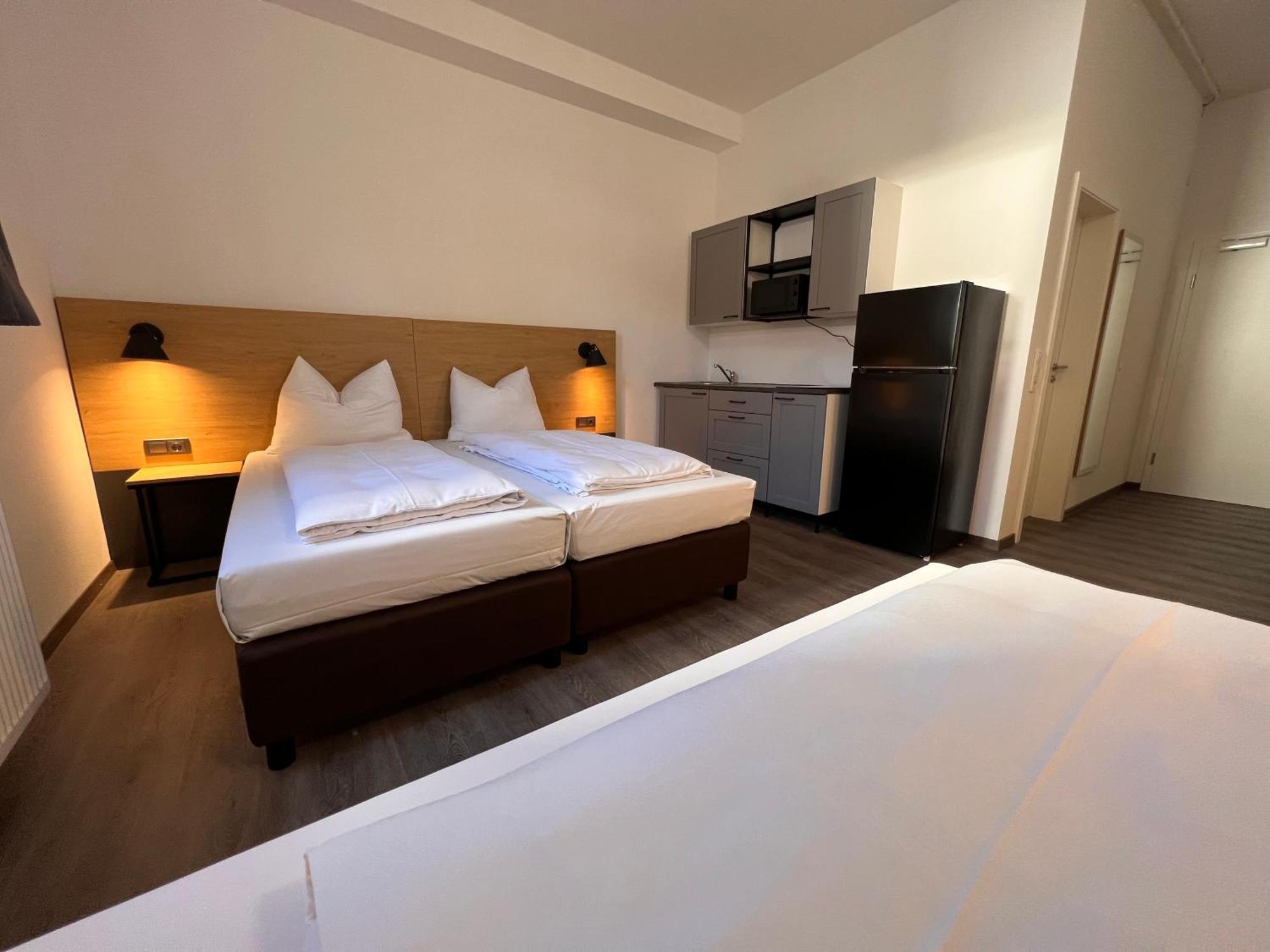 24Seven Apartments - Self Check-In Altdorf  Buitenkant foto